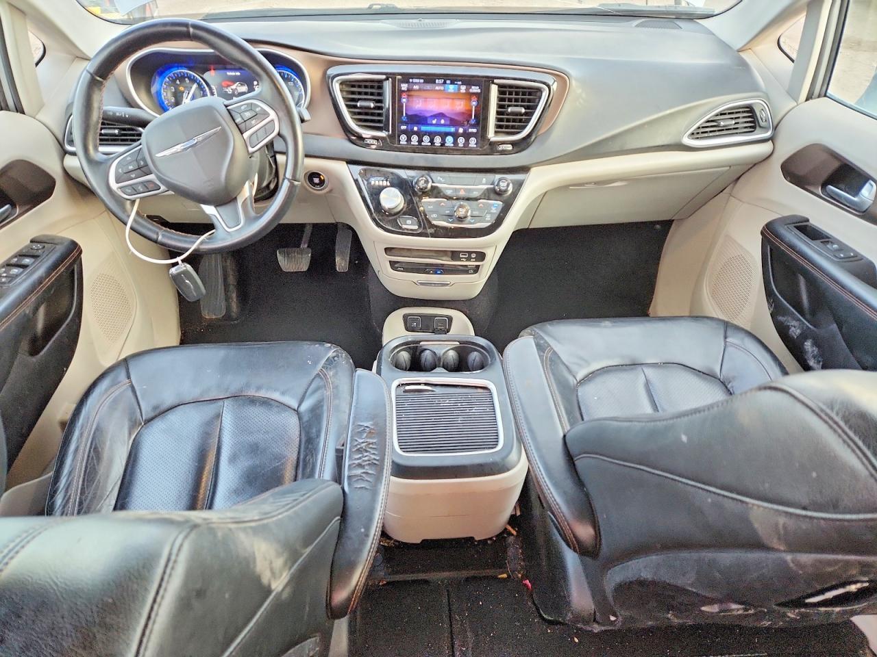 2017 Chrysler Pacifica Touring l Plus