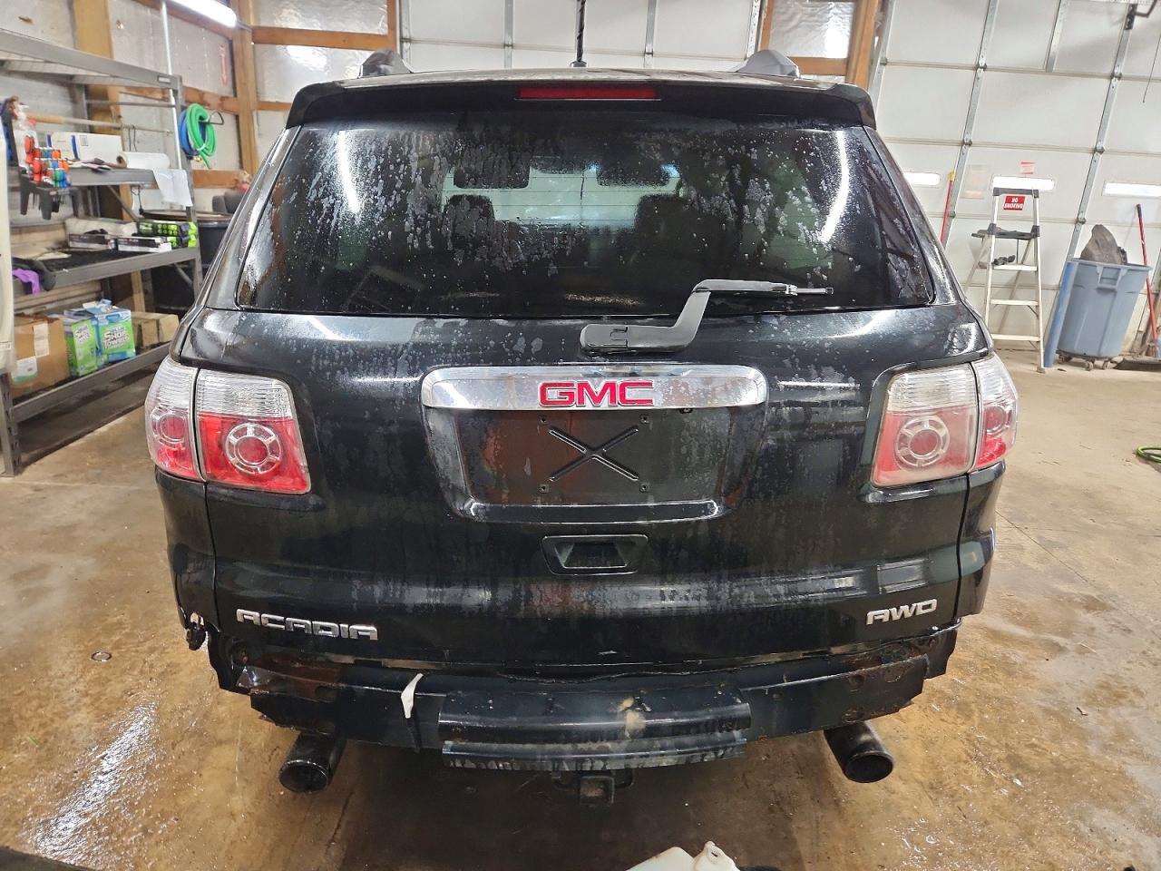 2011 GMC Acadia Denali