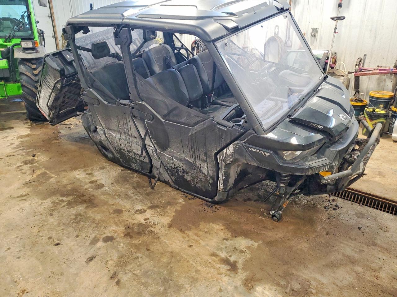 2025 Can-Am Defender