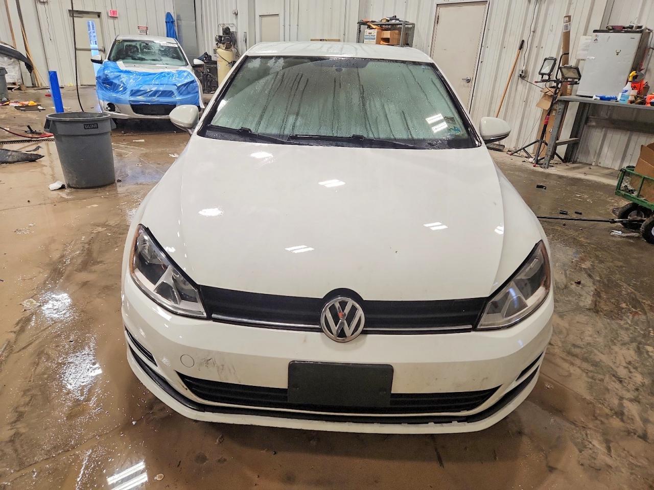 2015 Volkswagen Golf tdi