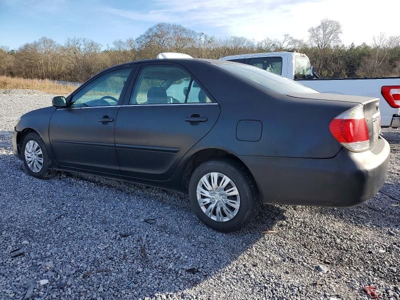 2005 Toyota Camry le