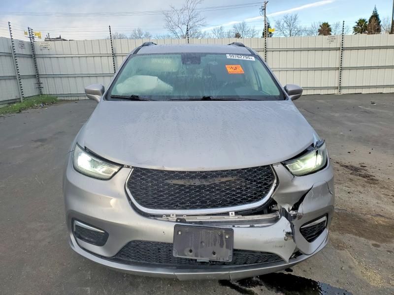 2021 Chrysler Pacifica Touring