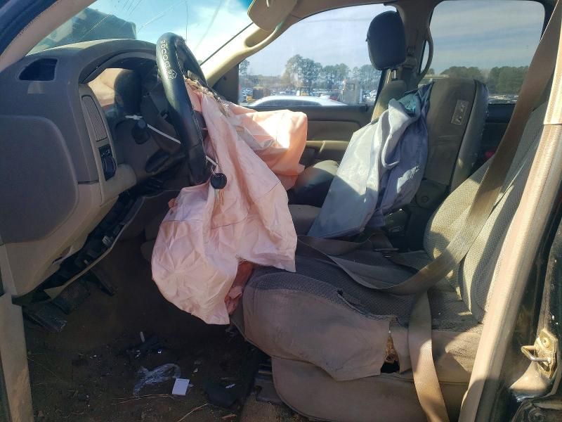 2005 Dodge Ram 1500 st