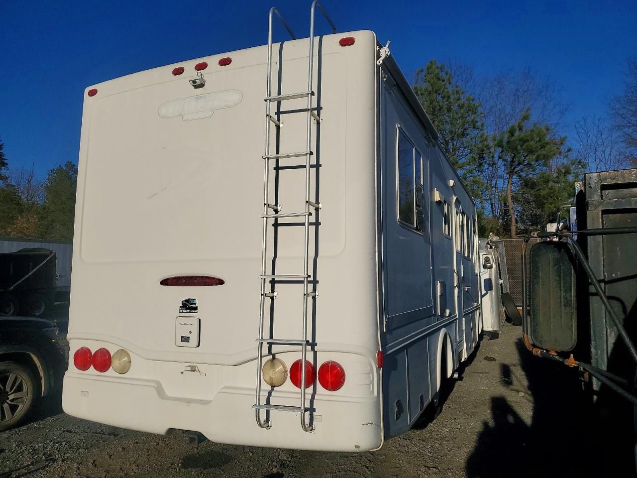 2002 Workhorse Custom Chassis Motorhome Chassis P3500