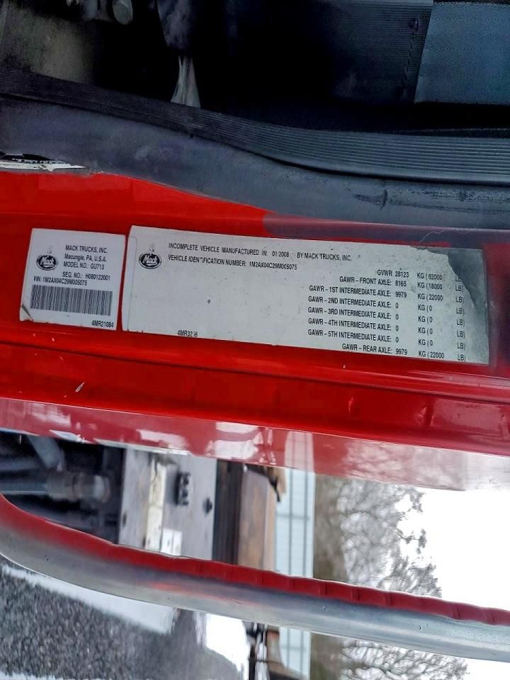 2009 Mack GU713 ROLL-OFF Container Truck