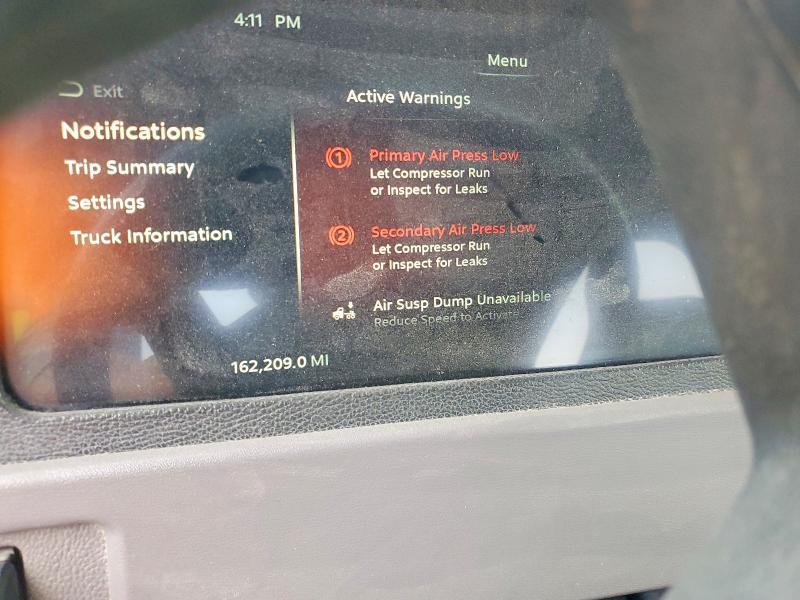 2023 Peterbilt 389 Semi Truck