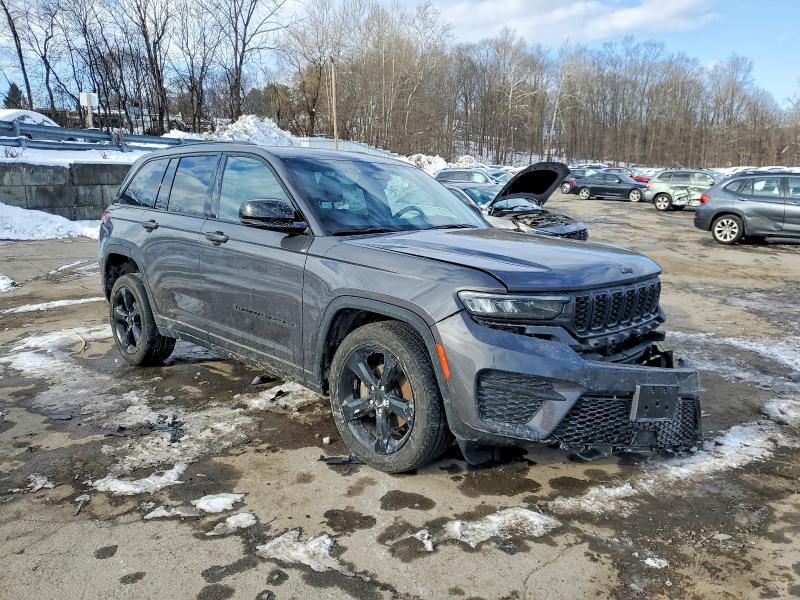 2023 Jeep Grand Cherokee Laredo