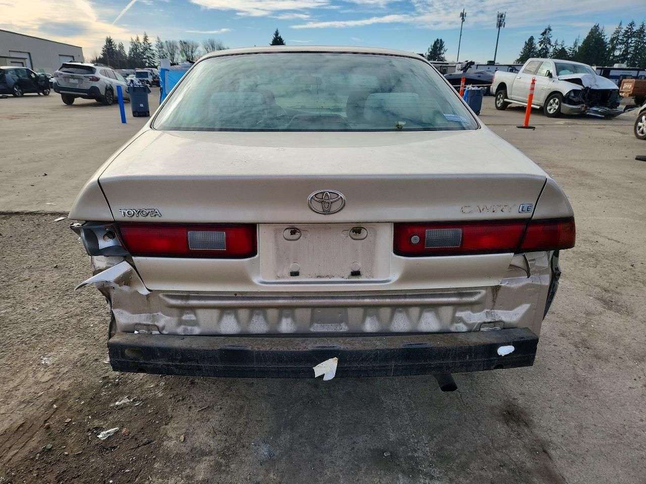 1999 Toyota Camry le