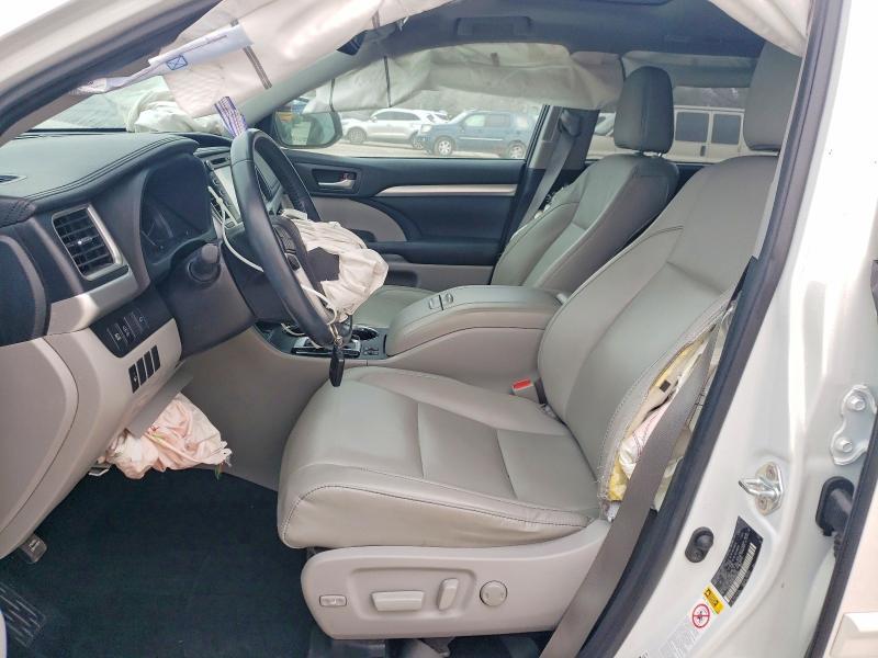 2019 Toyota Highlander se