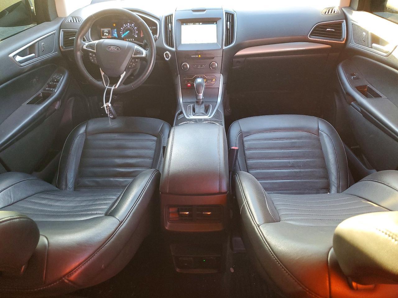 2018 Ford Edge sel