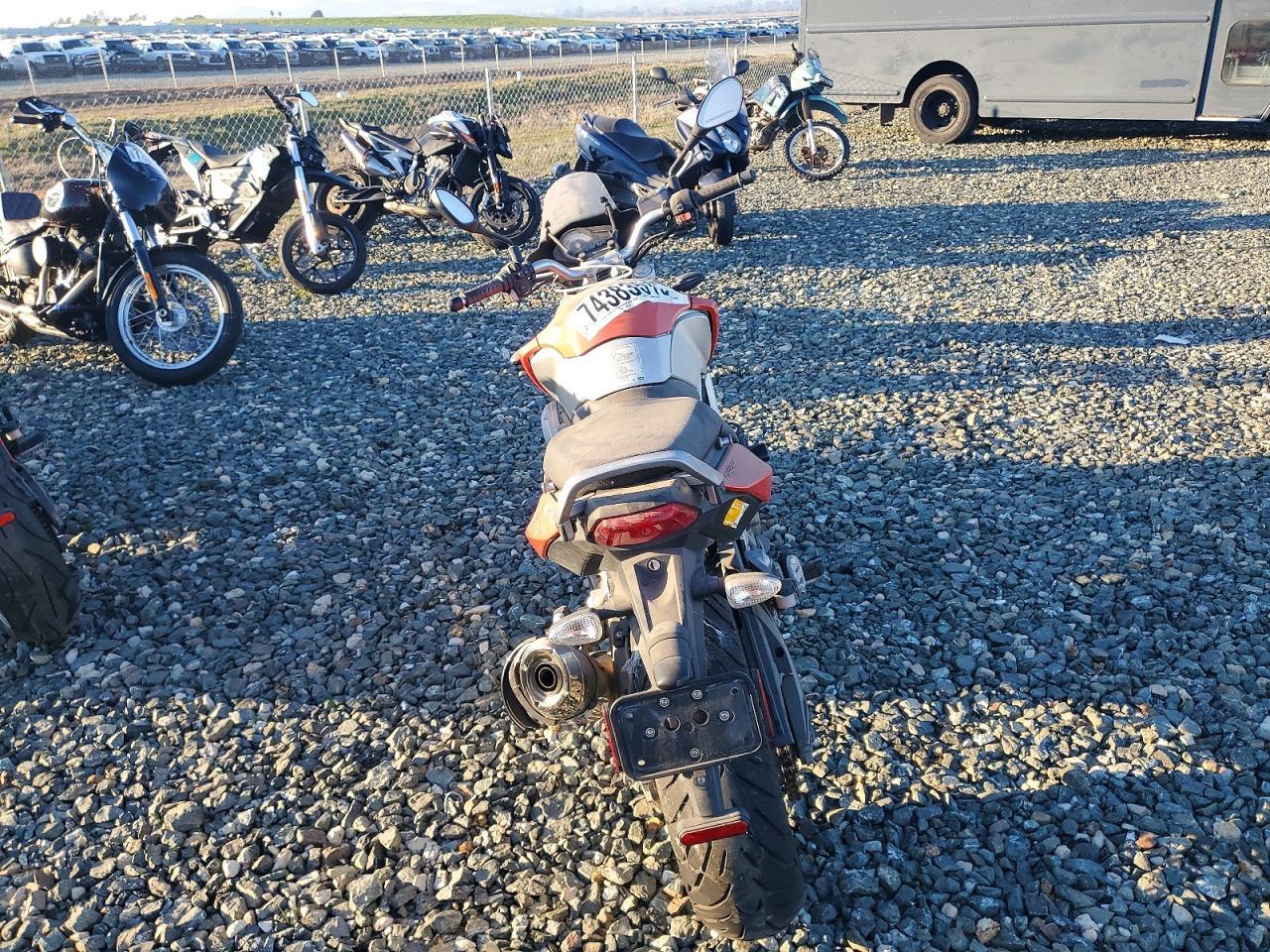 2009 Aprilia Mana 850