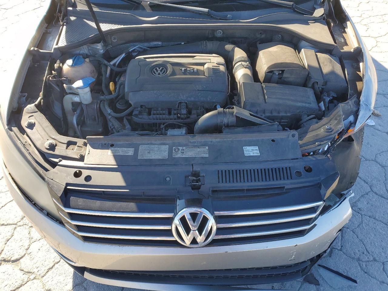 2014 Volkswagen Passat s