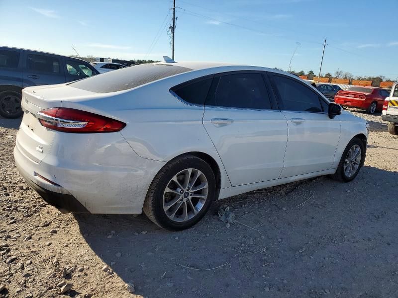 2020 Ford Fusion se
