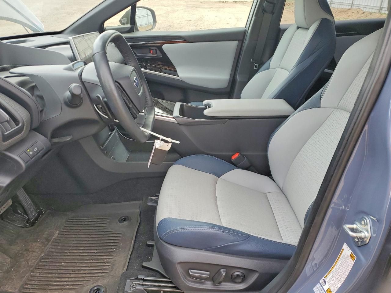 2024 Subaru Solterra Premium