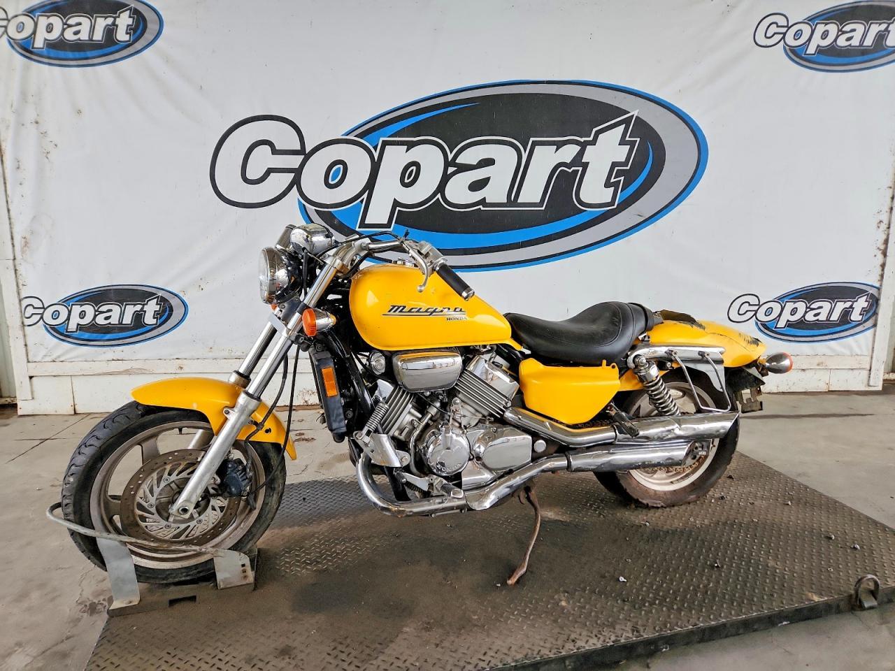 1996 Honda VF750 C