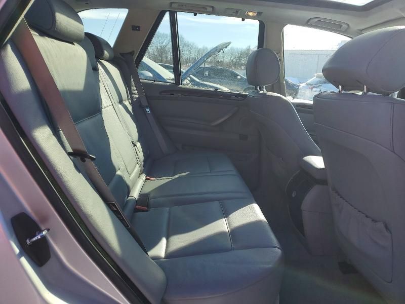 2005 BMW X5 3.0i