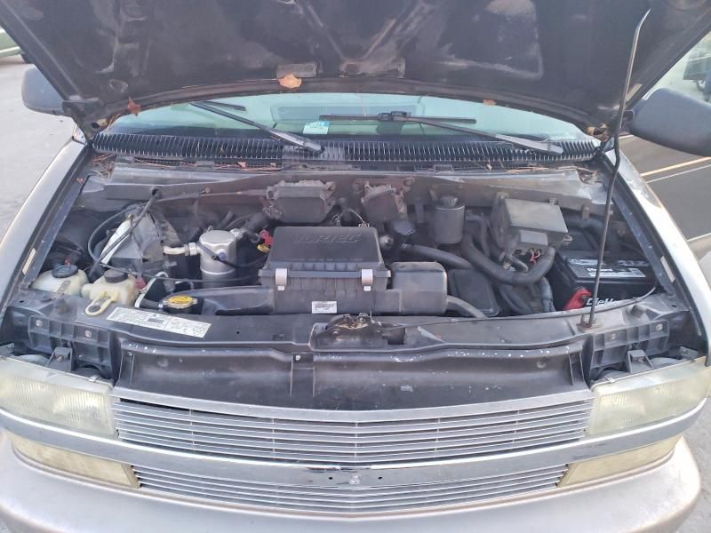 2002 Chevrolet Astro