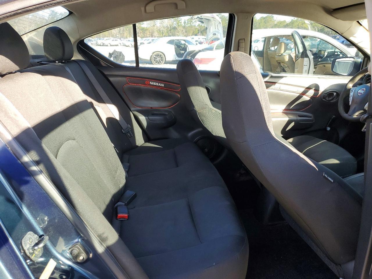2017 Niss Versa 1.6 s Plus