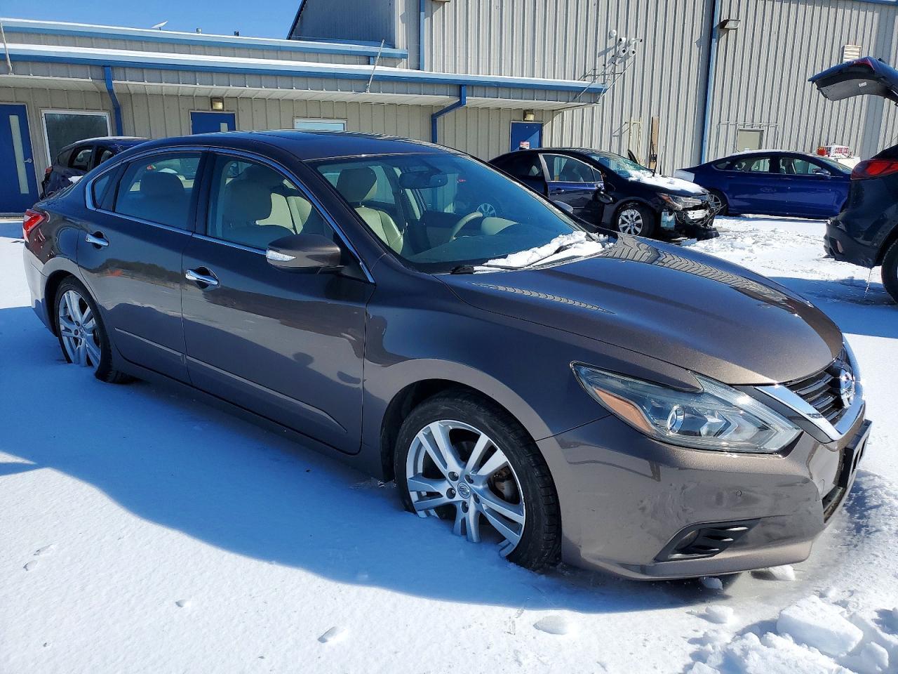 2016 Nissan Altima 3.5sl