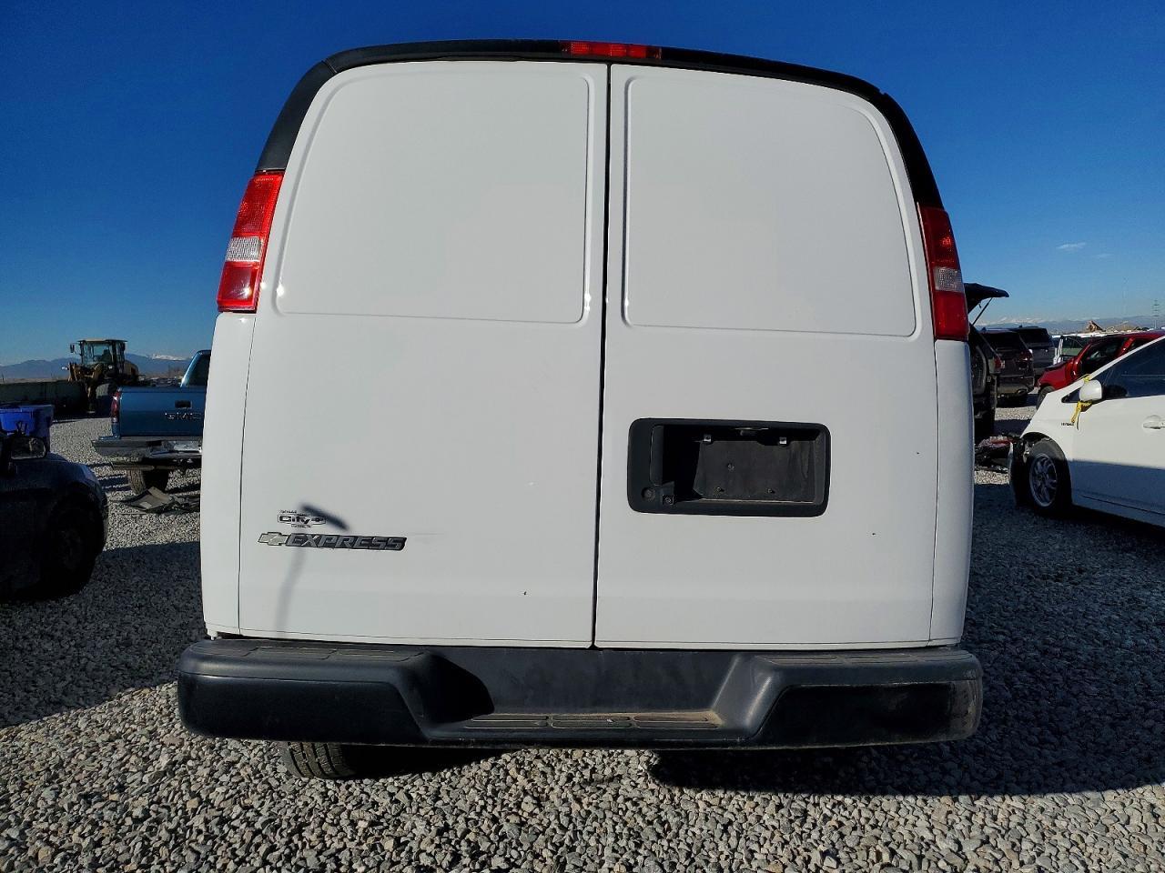 2021 Chevrolet Express 2500 Utility / Service Van