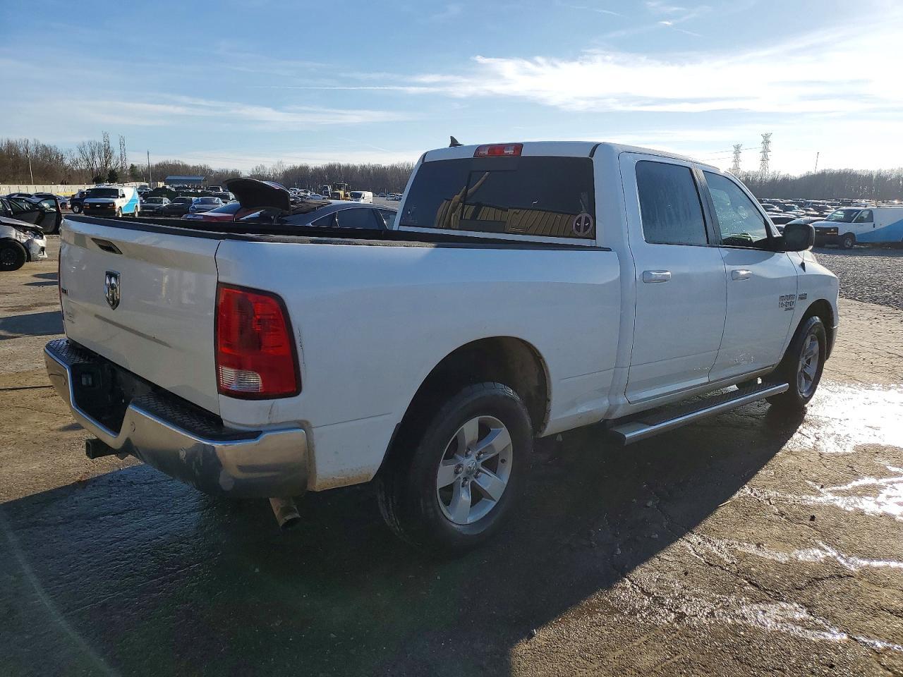 2020 Dodge Ram 1500 Classic slt