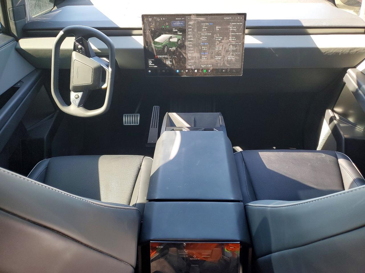 2024 Tesla Cybertruck