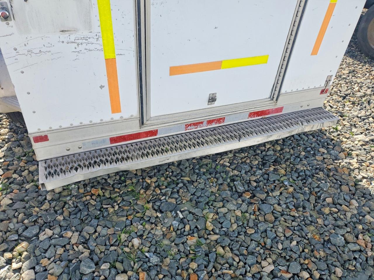 2000 Pelsue Fiber Optic Splicing Trailer