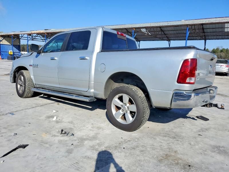 2015 Dodge RAM 1500 SLT