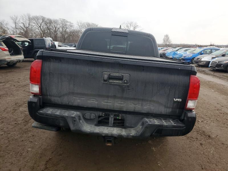 2017 Toyota Tacoma Double cab