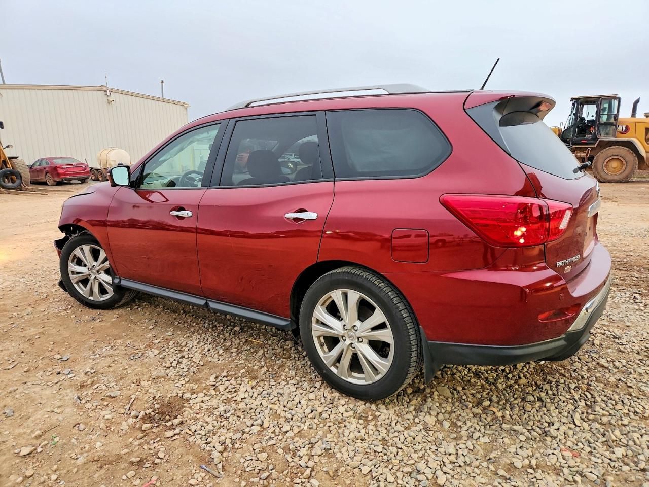 2018 Nissan Pathfinder s