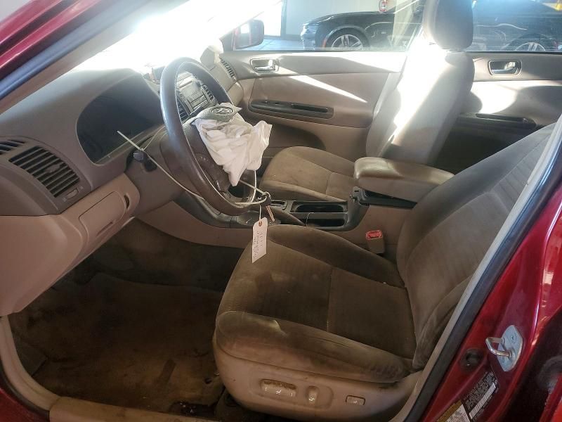 2006 Toyota Camry le