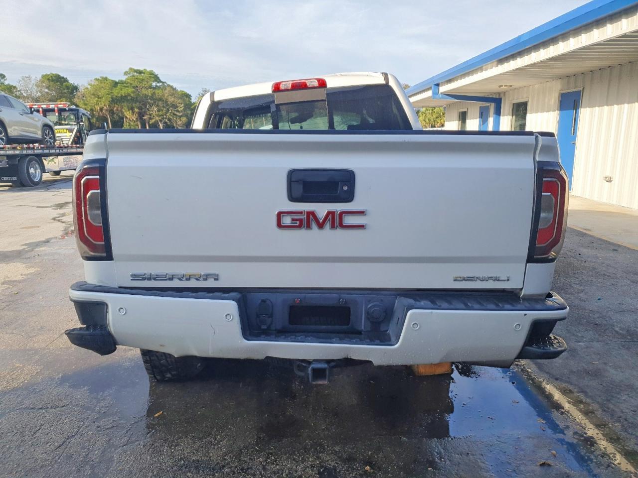 2016 GMC Sierra K1500 Denali