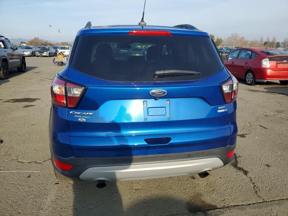 2018 Ford Escape sel