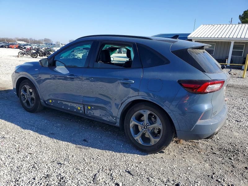 2024 Ford Escape st Line