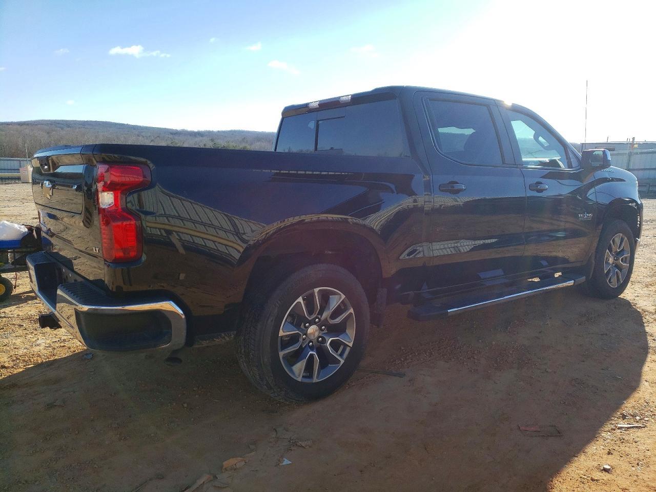 2025 Chevrolet Silverado C1500 LT