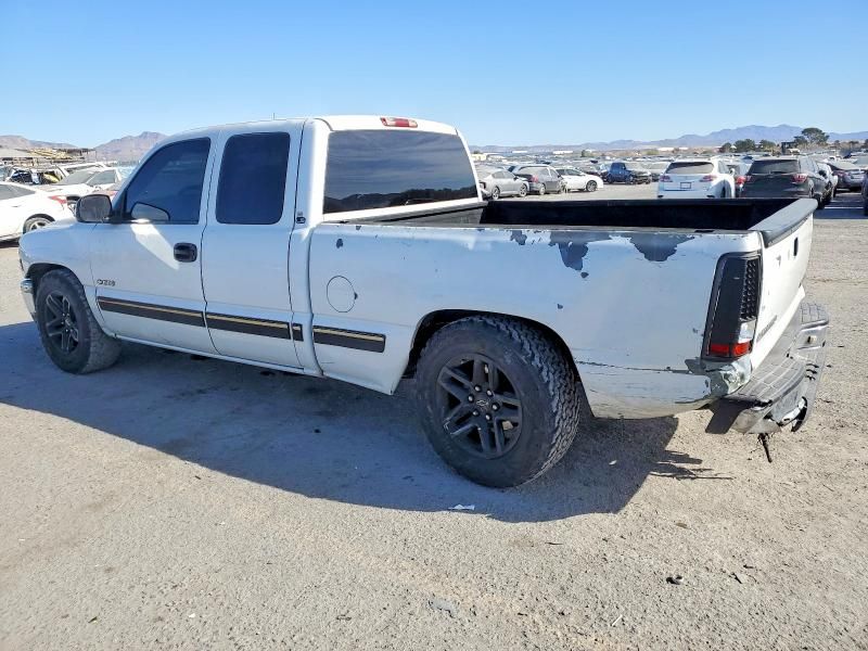 2002 Chevrolet Silverado C1500