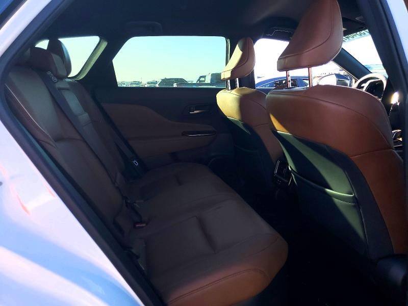 2025 Toyota Crown Signia xle