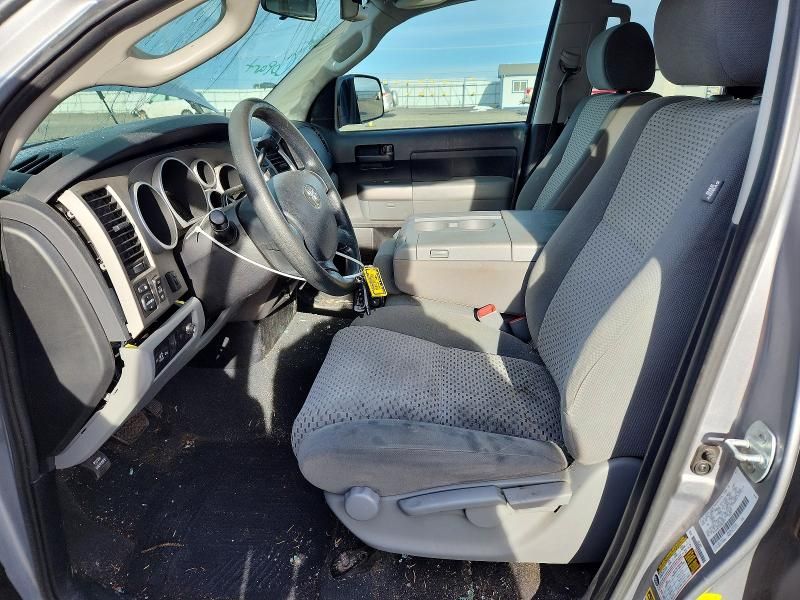 2013 Toyota Tundra Double cab SR5
