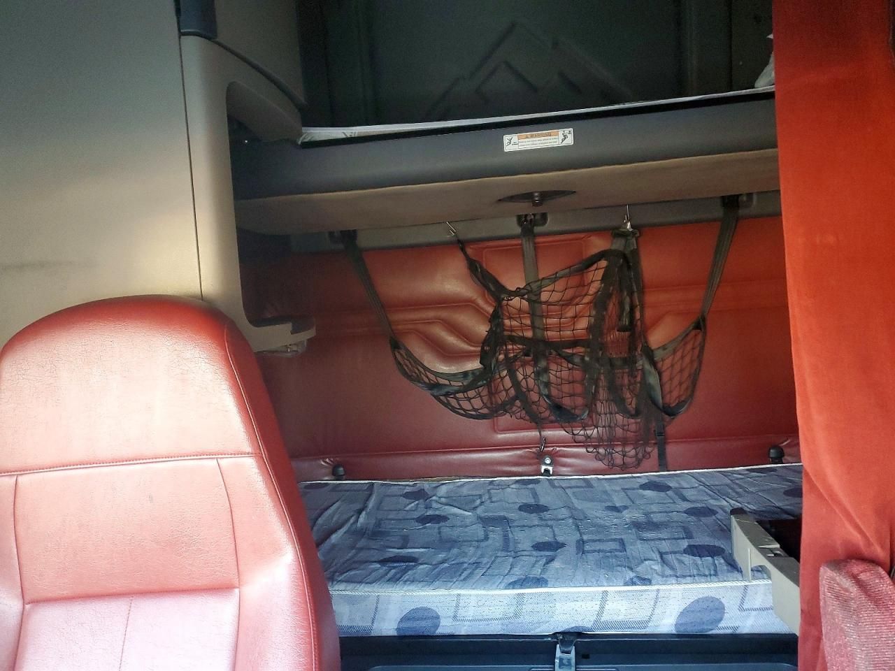 2019 Freightliner Cascadia 125 Semi Truck