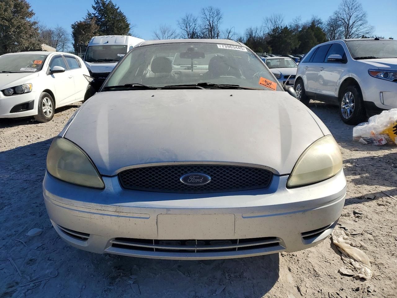 2005 Ford Taurus se