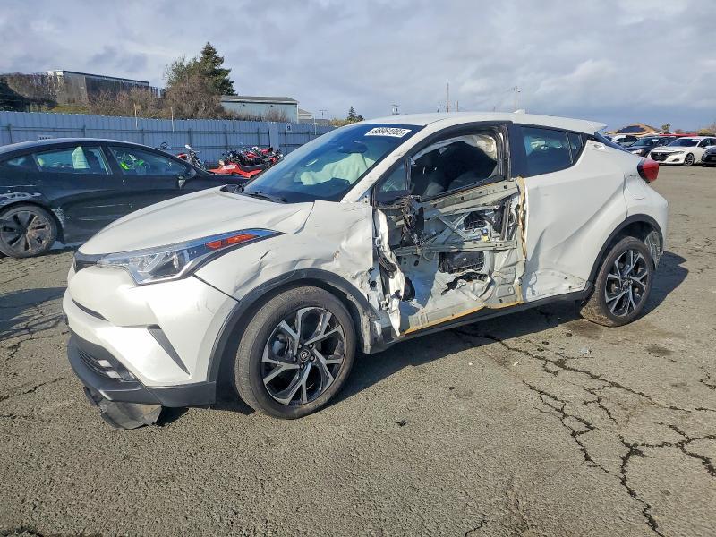 2018 Toyota C-hr xle