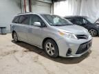 2019 Toyota Sienna le