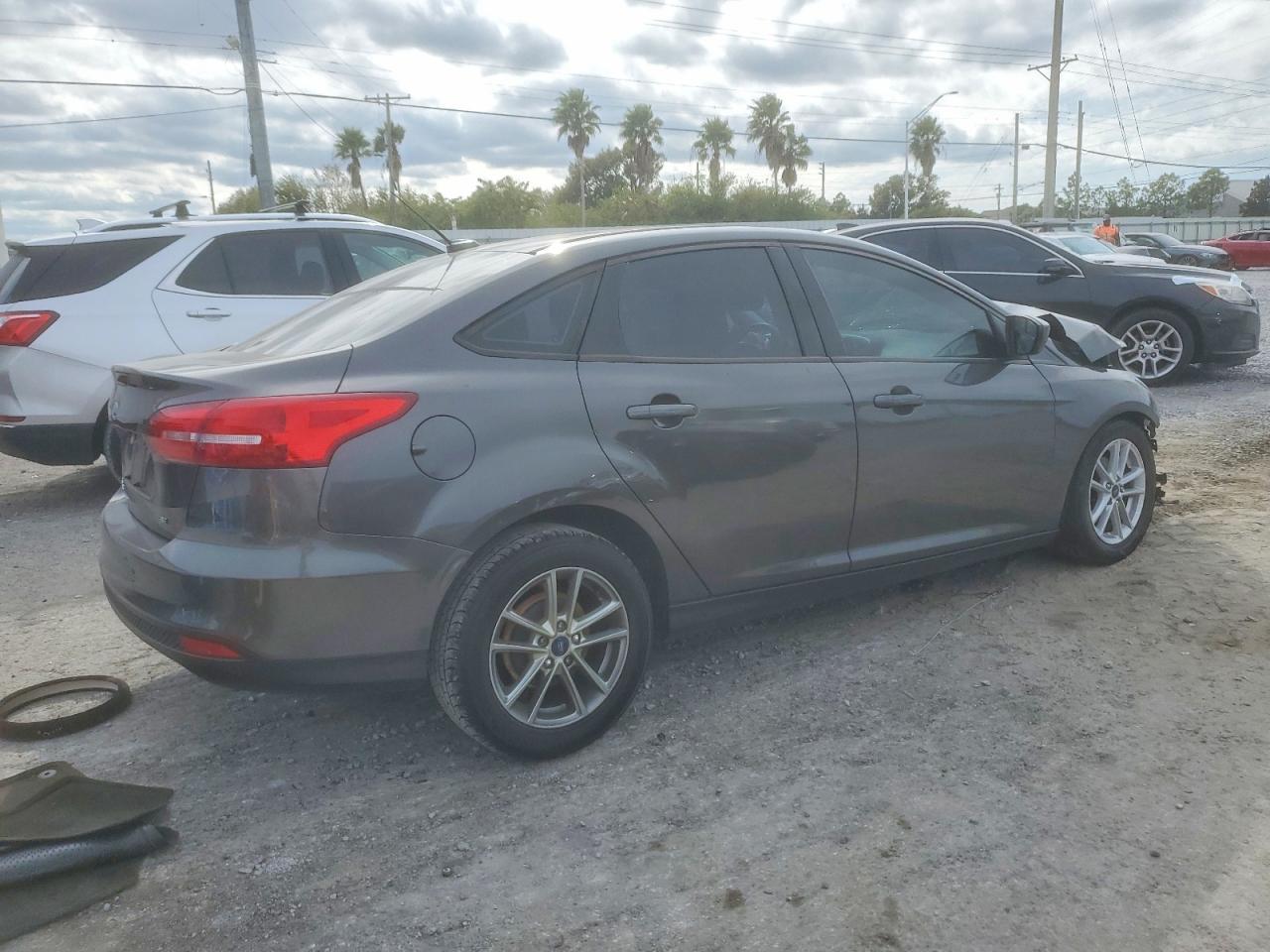 2018 Ford Focus se