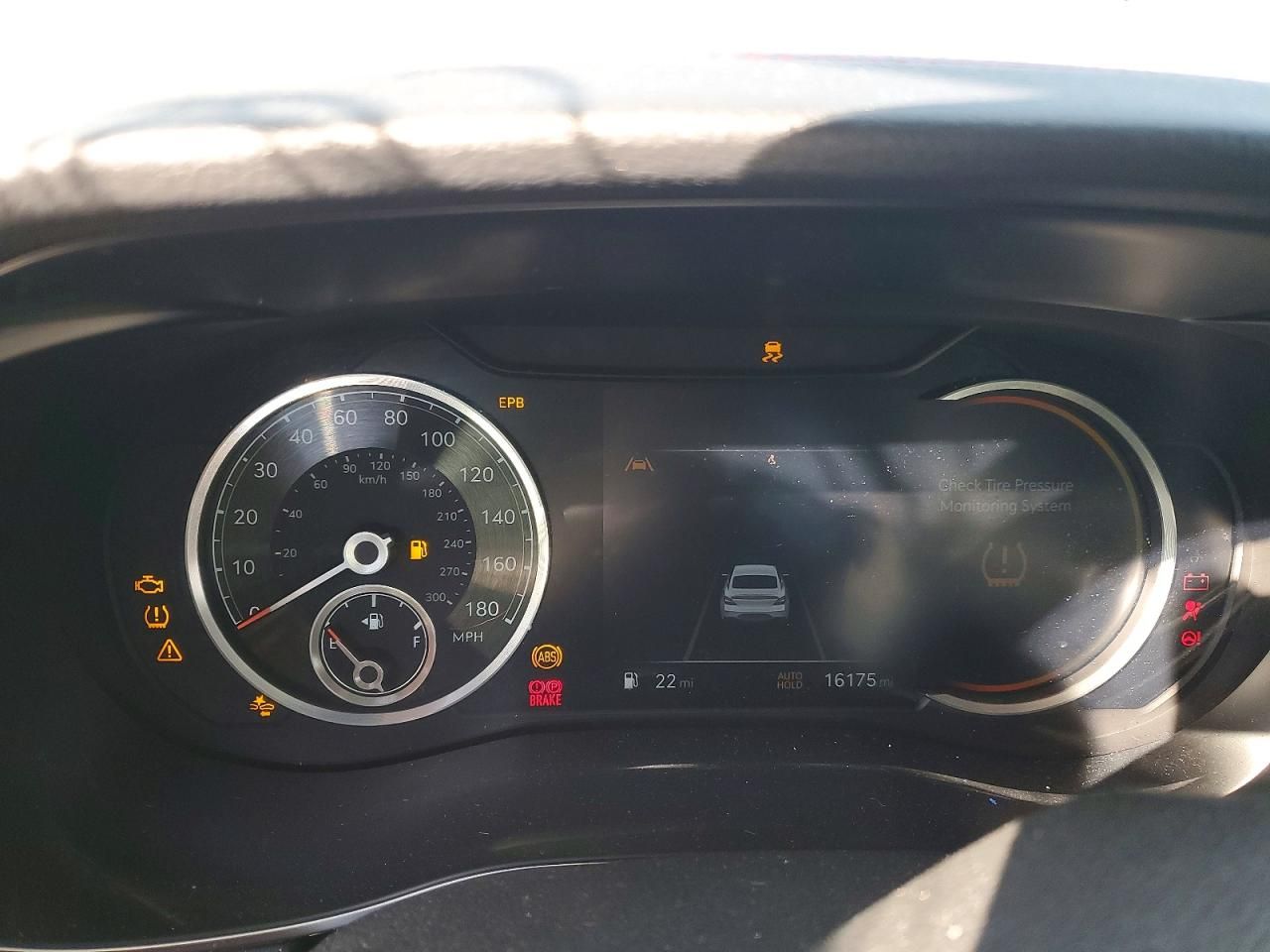 2023 Genesis G70 Base