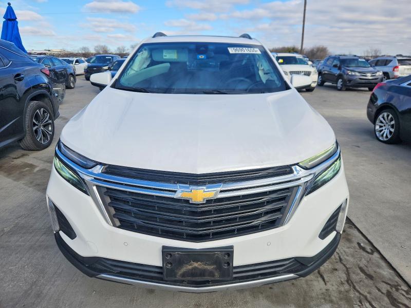 2022 Chev Equinox lt