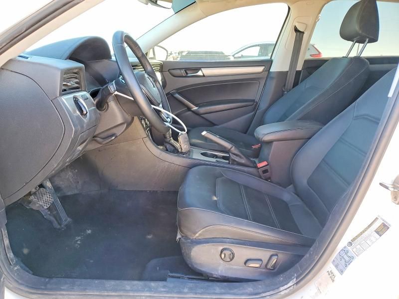 2021 Volkswagen Passat se