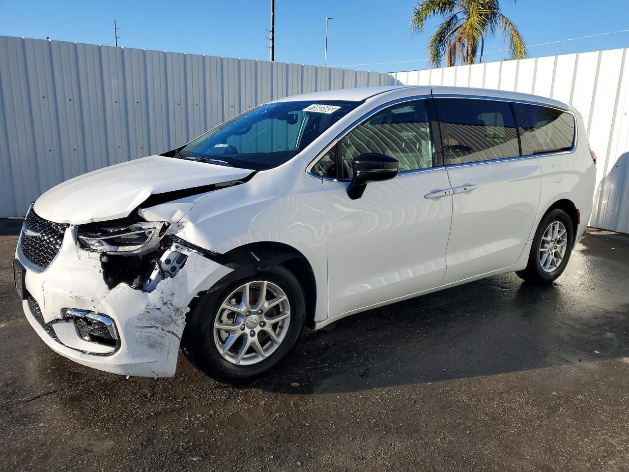 2025 Chrysler Pacifica Select