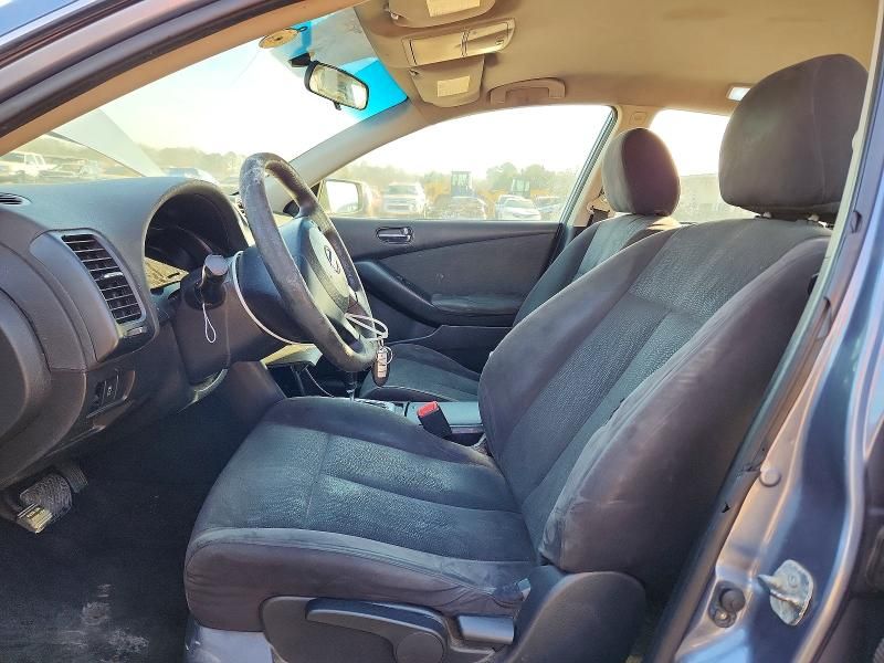 2011 Nissan Altima Base