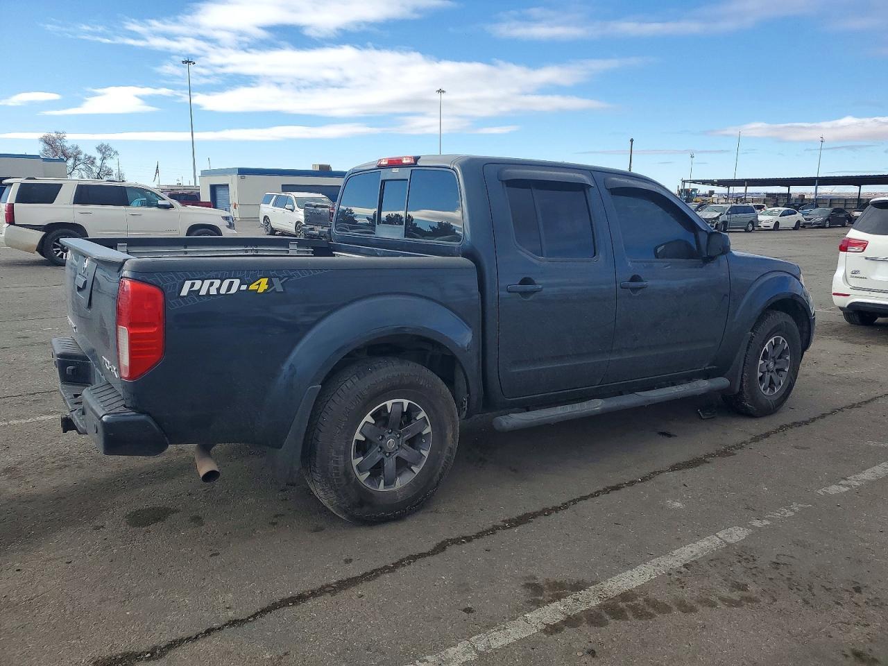 2015 Nissan Frontier S