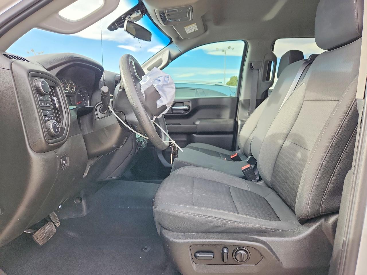 2022 Chevrolet Silverado ltd K1500 Custom